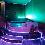 Melin - Wellness, Garten マール