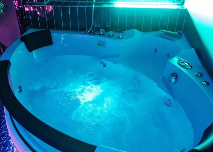 Lejlighed Melin Spa Suite - Wellness, Garten